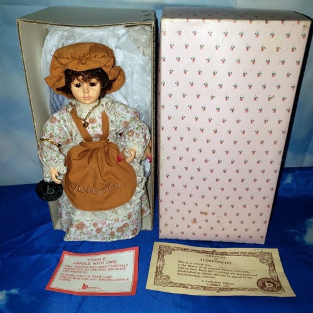 1990 brinn’s “Miss November” Musical Calendar Doll 9”  WORKS!
